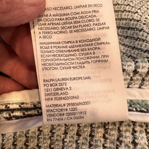 CLUB MONACO WOMENS LARGE Stylish Black and White Checkered Cardigan - Picture 13 of 13